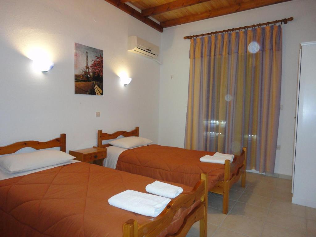 Villa Elli Panoramic View Ипсос Стая снимка